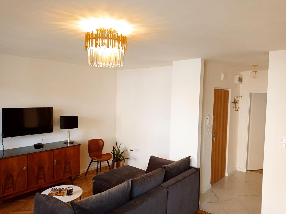 Apartament Home Mi Ниса Екстериор снимка